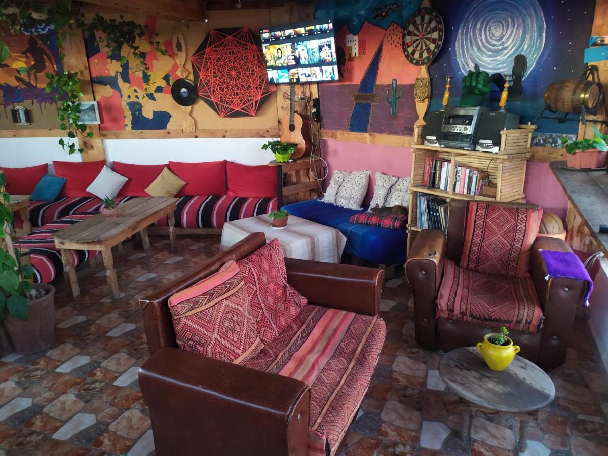 Tayought Surf Hostel Тагазут Экстерьер фото